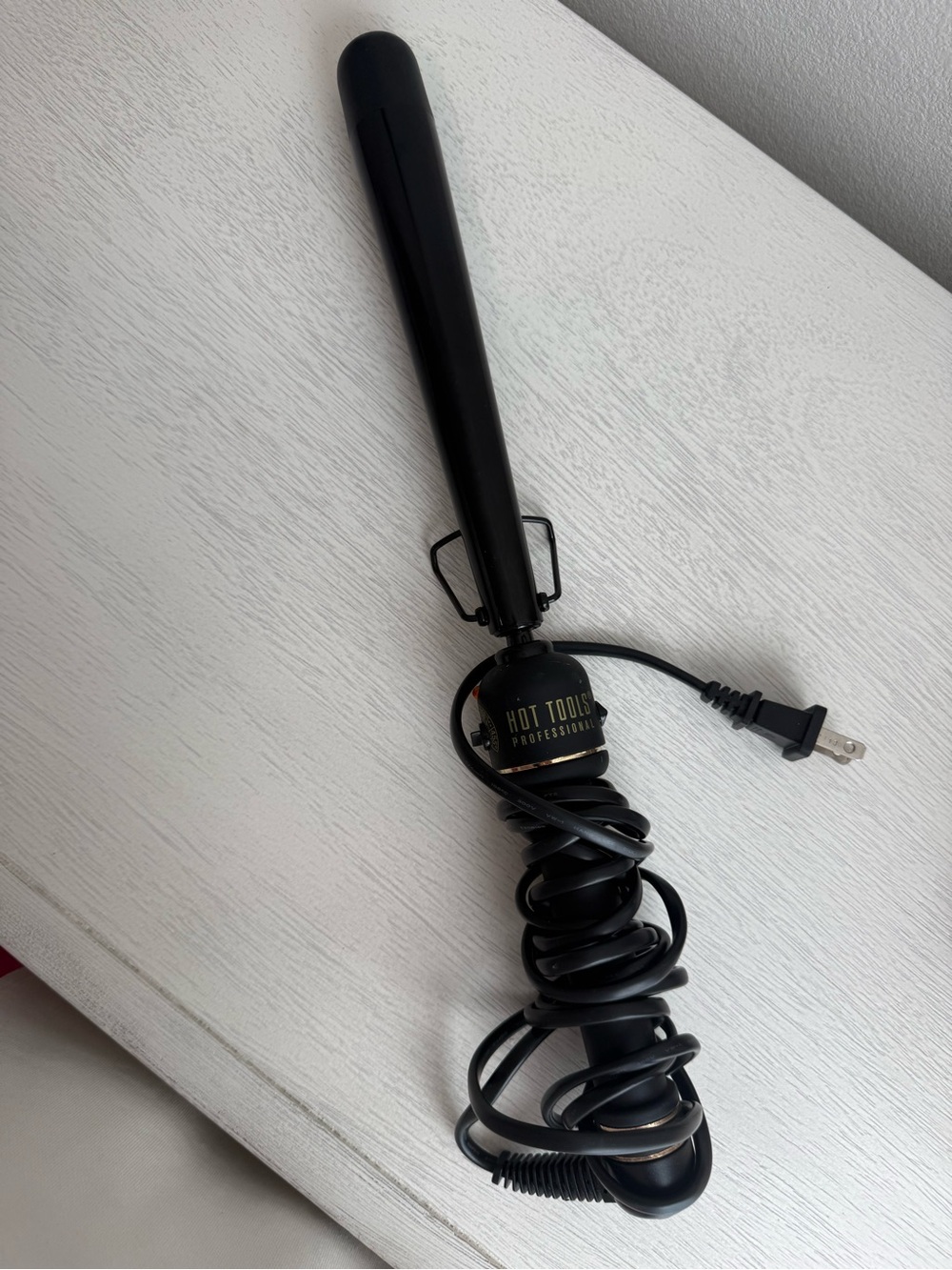 Hot Tools Professional Black Curling Iron Reverse Barrel - Women's Styling Tool